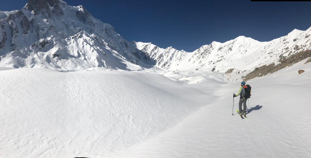 AROUND NANGA PARBAT ON SKIS BY YANNICK GRAZIANI