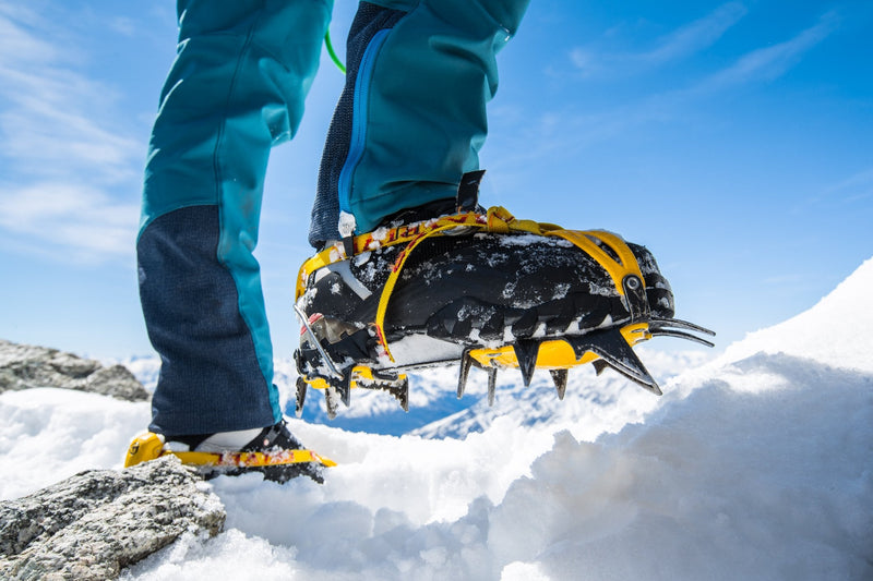 4 crampons d'alpinisme polyvalents au banc d'essai : Grivel G12